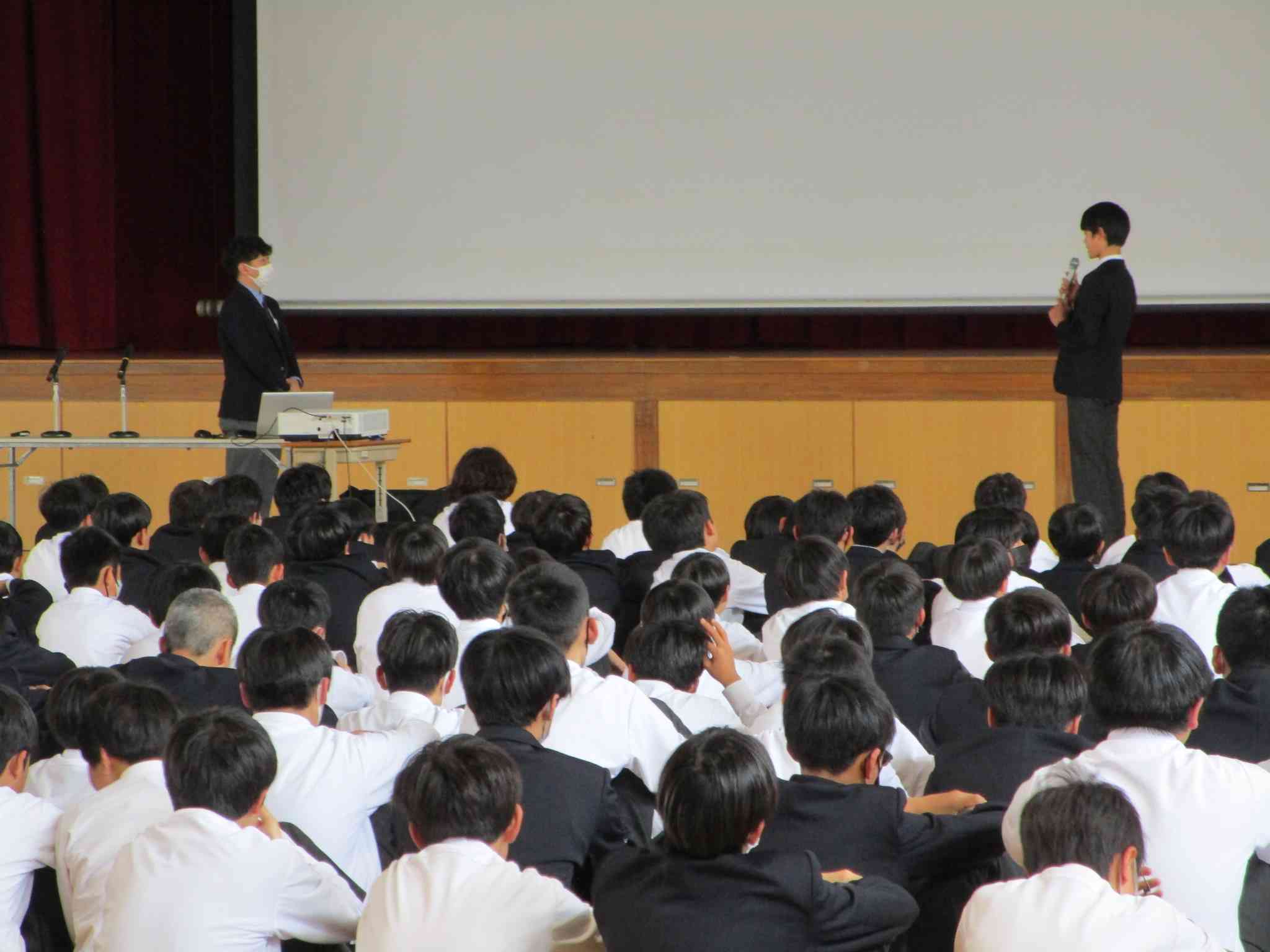 豊川市立金屋中学校にて交通安全教室を実施しました！